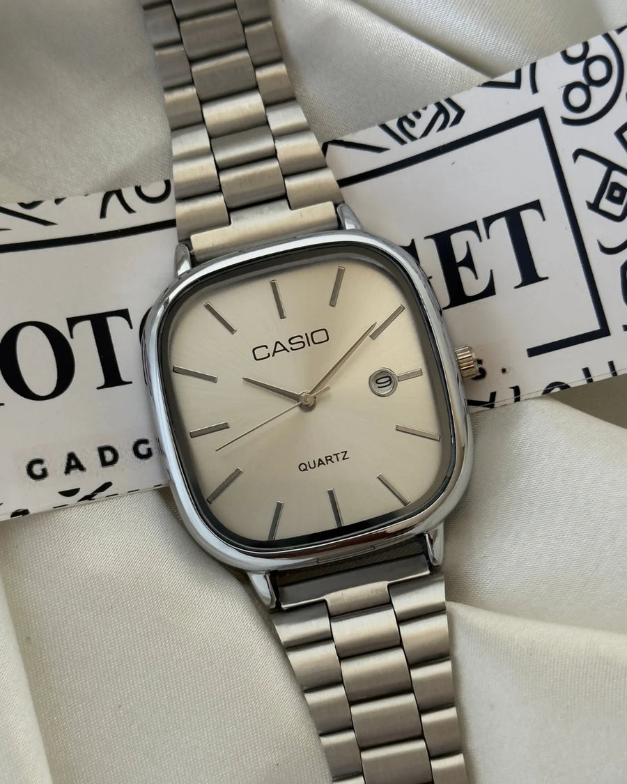 Vintage Classic (Analog Watch)